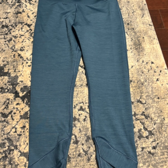 Nike dri-fit leggings never worn size medium - Picture 3 of 9